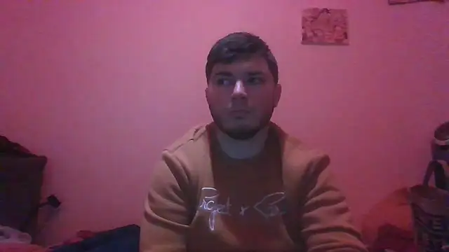 Snapshot of -Zerax- chatting on March 9, 9:57 pm -Zerax- online show from March 9, 9:57 pm