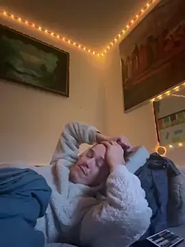 Toyjungee online show from February 17, 7:35 pm