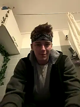 Toyjungee online show from October 20, 5:39 pm