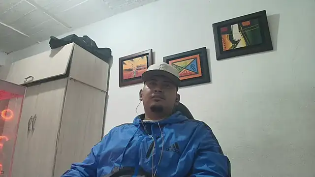 myke andrade online show from November 5, 1:18 am