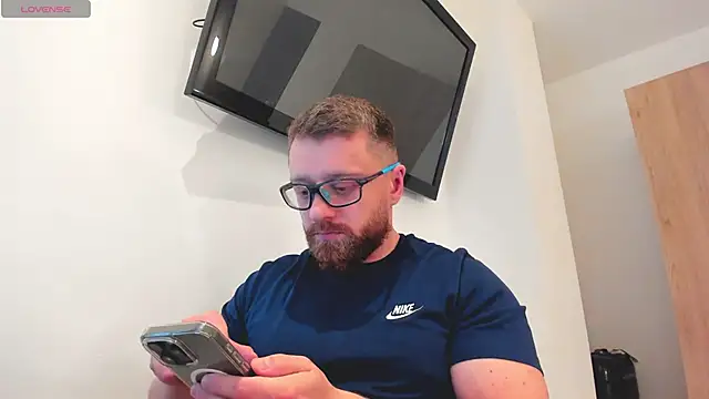 Findom guy online show from February 19, 11:34 pm