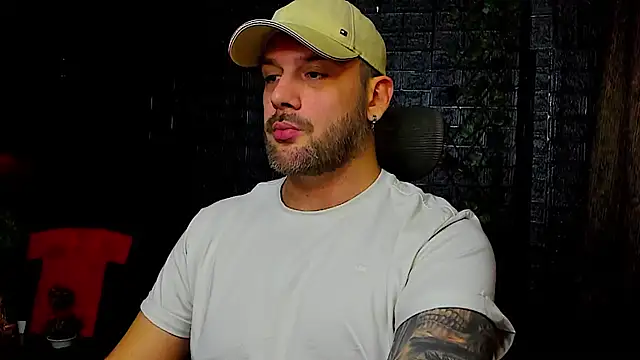 LexXHardy online show from October 23, 7:39 pm