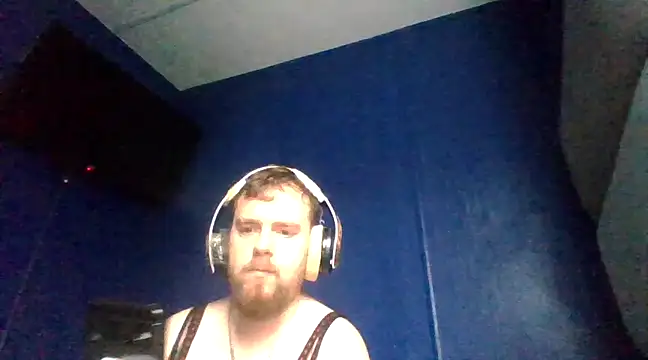 Snapshot of Mr_big_cock_2834 chatting on December 2, 10:16 am Mr big cock 2834 online show from December 2, 10:16 am