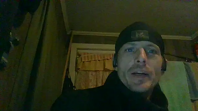 Snapshot of KBONE36 chatting on March 2, 9:10 am KBONE36 online show from March 2, 9:10 am