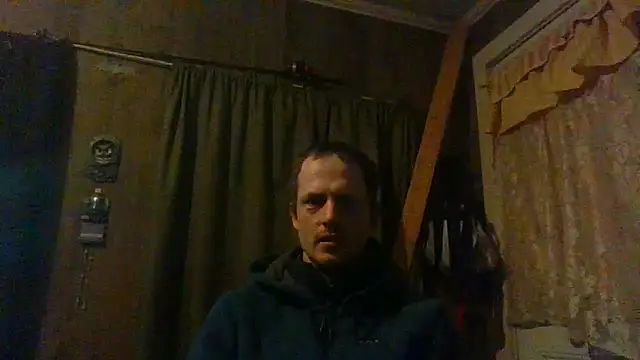 Snapshot of KBONE36 chatting on March 4, 12:18 am KBONE36 online show from March 4, 12:18 am