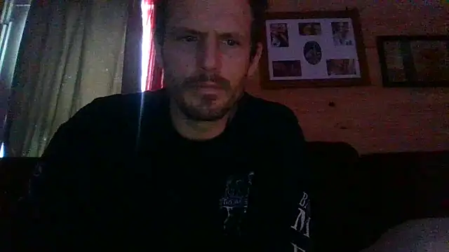 Snapshot of KBONE36 chatting on February 18, 8:26 pm KBONE36 online show from February 18, 8:26 pm