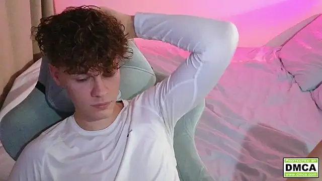 cute thomas online show from October 16, 7:44 pm