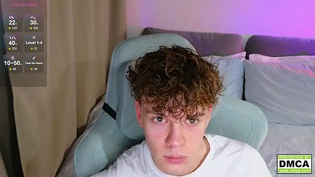 cute thomas online show from November 10, 7:41 pm