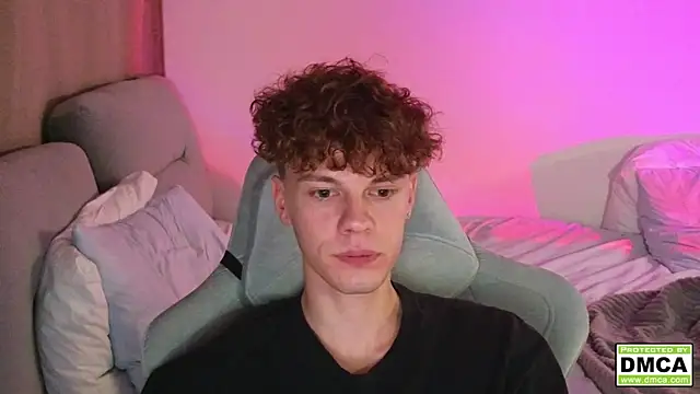 cute thomas online show from September 26, 1:14 am