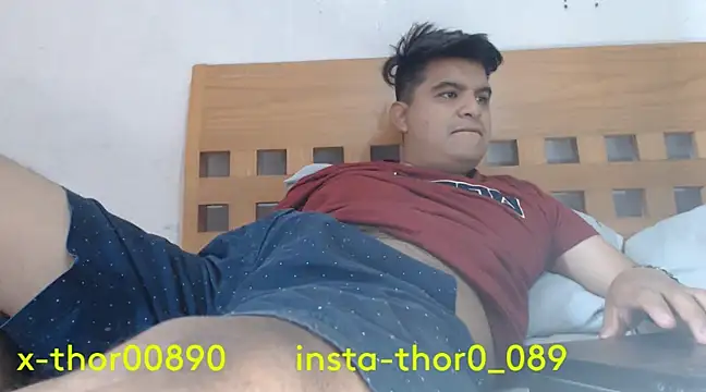 thor000089 online show from December 5, 2:44 pm