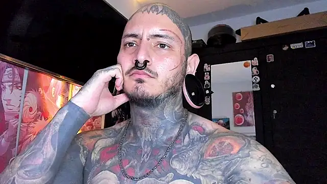 Snapshot of DEATHINK666XX chatting on December 17, 7:48 pm DEATHINK666XX online show from December 17, 7:48 pm