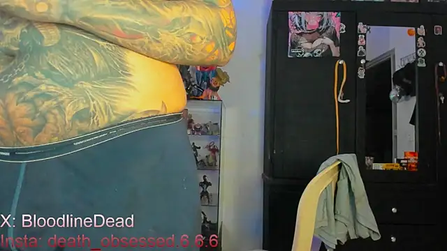 Snapshot of DEATHINK666XX chatting on September 27, 12:08 am DEATHINK666XX online show from September 27, 12:08 am