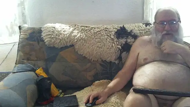 SexySantaC online show from October 10, 5:40 pm