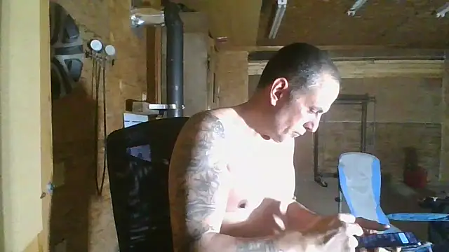 hardcok4u2abuse40 online show from January 31, 7:50 am