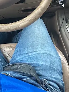 prekumstud online show from December 5, 5:42 pm