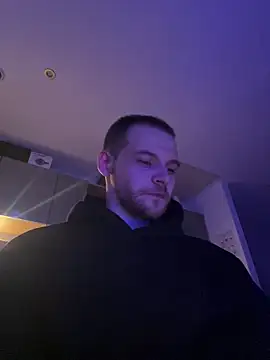 Z1uk online show from April 8, 12:44 am