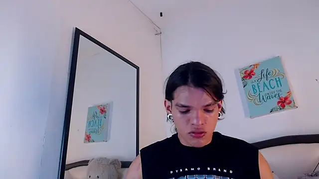 AlbertBernal69 online show from November 24, 2:56 am