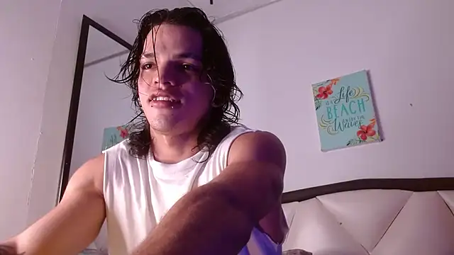 AlbertBernal69 online show from October 11, 2:04 am