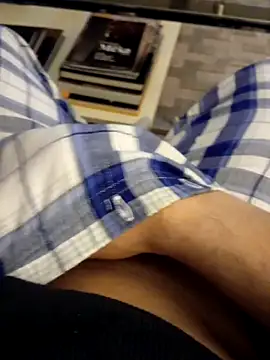 Snapshot of sergigomez chatting on February 19, 10:53 pm sergigomez online show from February 19, 10:53 pm