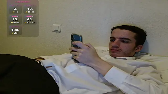 Tombgy07 online show from January 8, 10:59 pm