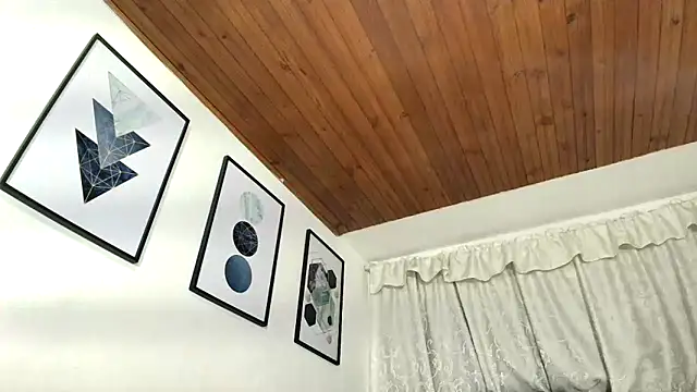 sam her online show from October 16, 11:35 pm