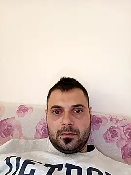 Snapshot of beppeitalia chatting on March 6, 9:31 pm beppeitalia online show from March 6, 9:31 pm