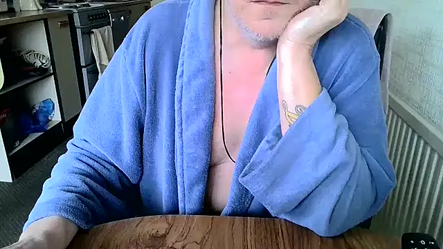 Snapshot of daddyflash chatting on February 26, 10:58 am daddyflash online show from February 26, 10:58 am