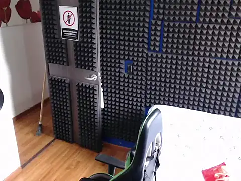 Curly Angel24 online show from November 28, 5:04 pm