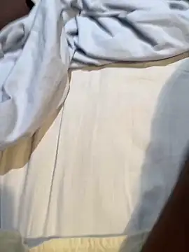 la chiennete online show from October 7, 9:30 pm