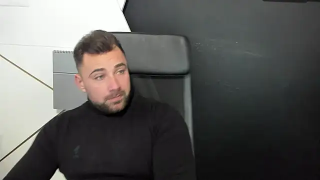 Snapshot of DuncanStone chatting on February 19, 3:16 pm DuncanStone online show from February 19, 3:16 pm