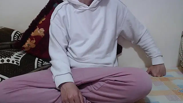 Alexdelarge323 online show from February 21, 1:12 pm