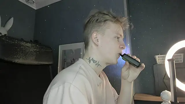 AlexxSweet online show from April 5, 6:54 am