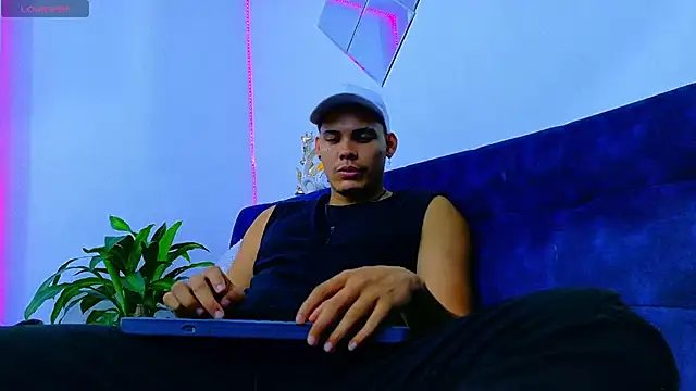 rick03 leto online show from December 17, 4:42 am