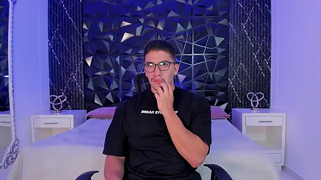 JeffDaltton online show from October 8, 8:24 pm