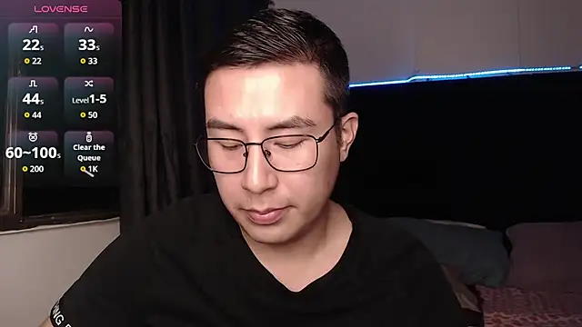 andrewmhilton  online show from February 3, 6:40 am