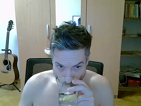 Snapshot of delayclose_ chatting on February 23, 3:58 pm delayclose online show from February 23, 3:58 pm