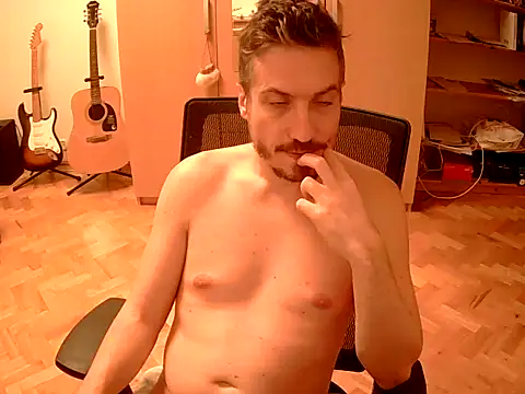 Snapshot of delayclose_ chatting on December 11, 4:59 pm delayclose online show from December 11, 4:59 pm
