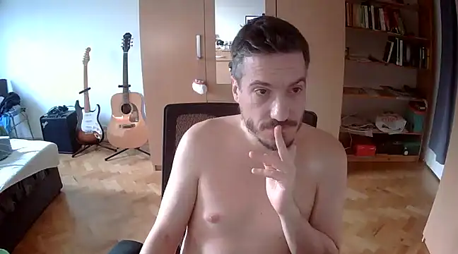 Snapshot of delayclose_ chatting on February 7, 6:45 am delayclose online show from February 7, 6:45 am