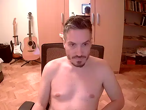 Snapshot of delayclose_ chatting on January 21, 4:12 pm delayclose online show from January 21, 4:12 pm