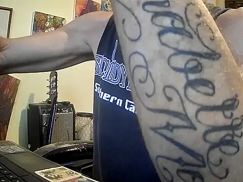 druetrue online show from October 19, 10:46 pm