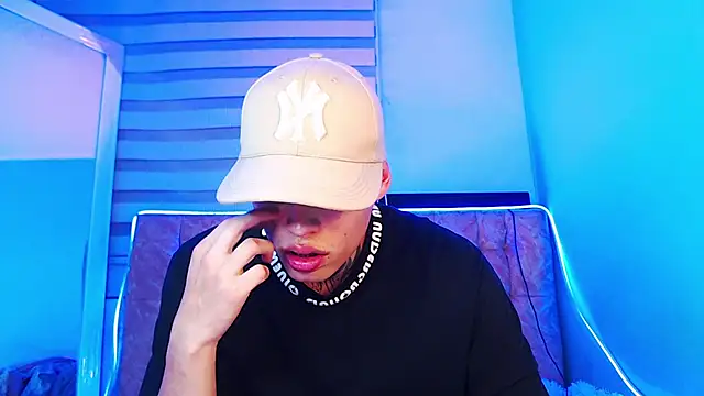 Snapshot of _justinmoon2 chatting on March 14, 3:59 am  justinmoon2 online show from March 14, 3:59 am