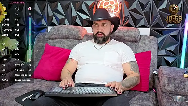 JD-69 online show from October 8, 7:51 pm