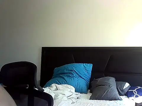 Yardie bone online show from March 9, 9:47 am