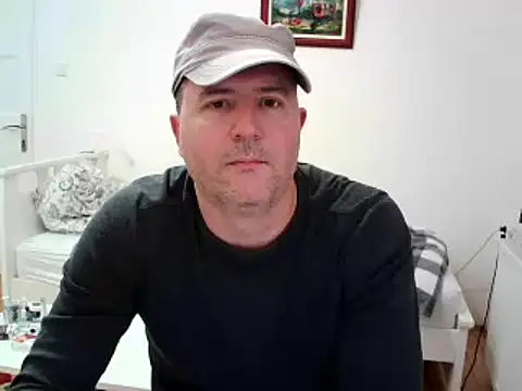 hornysexylips online show from January 23, 9:07 pm