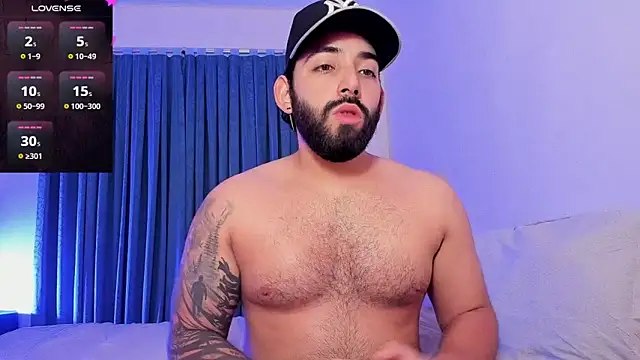 leo thewolf  online show from September 13, 6:53 pm