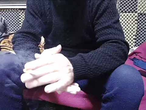 Arabeyes online show from December 19, 5:10 pm