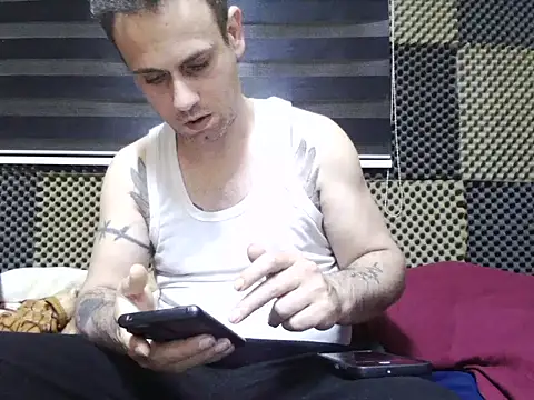 Arabeyes online show from November 24, 4:19 pm