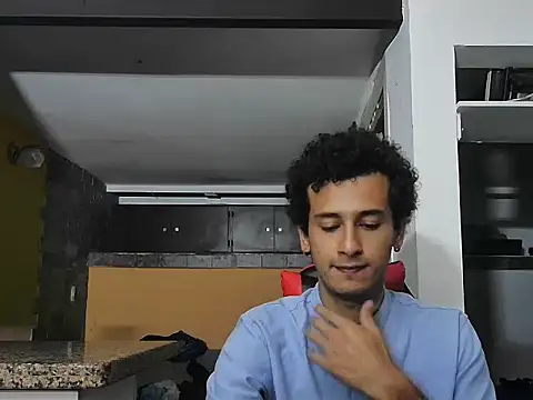 talktome4 online show from February 14, 9:21 pm