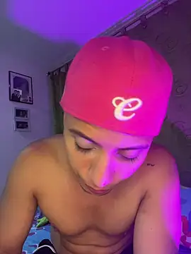 xTommy Steigerx online show from October 8, 4:50 am