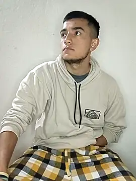 Thick Cock online show from October 18, 3:33 am